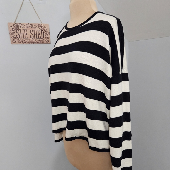 PLANET Black White Striped Boxy Knit Top One Size Minimalist Chic - Picture 4 of 13
